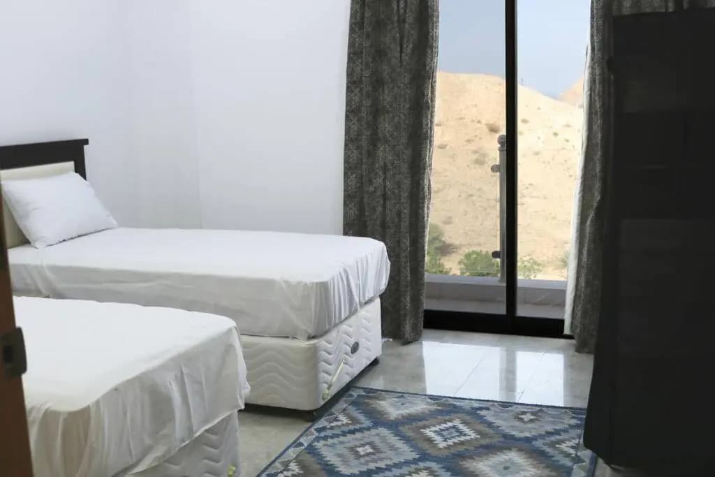 Serviced 2 bedroom apartment , with lovely view. - photo 5