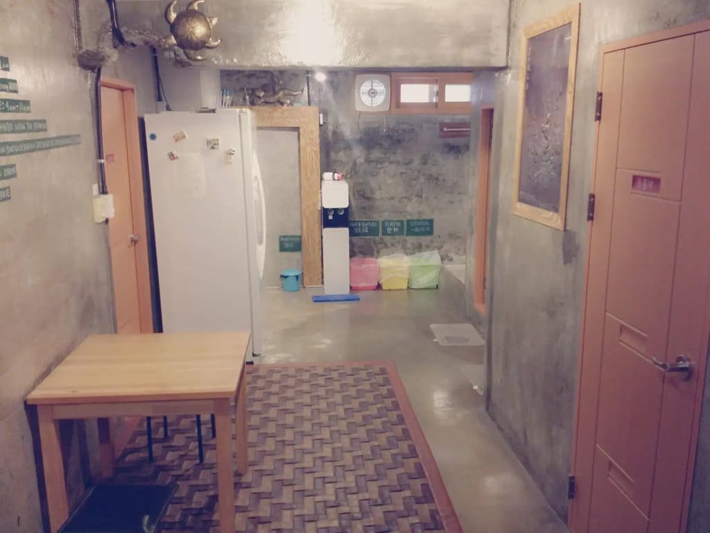 Bong Backpackers - photo 9