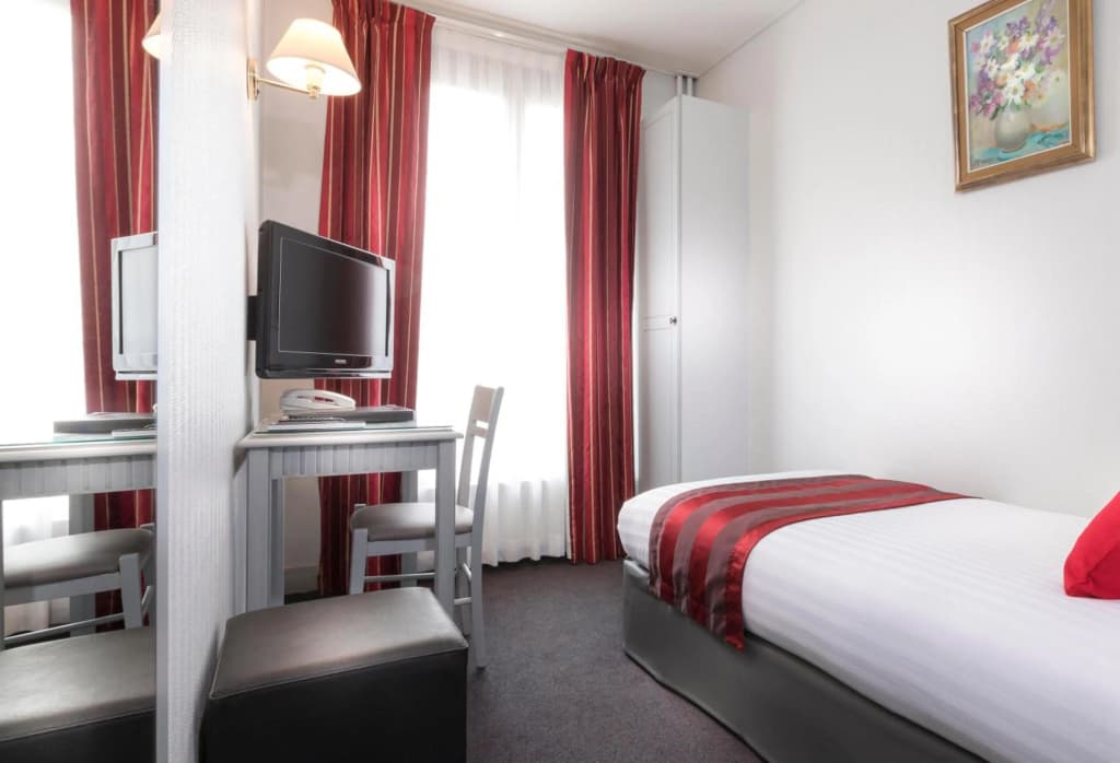 Agate Hotel - photo 2