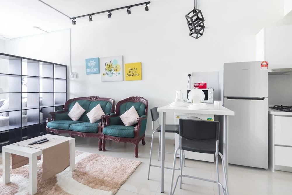 Omputeh Suite at Galleria - photo 19
