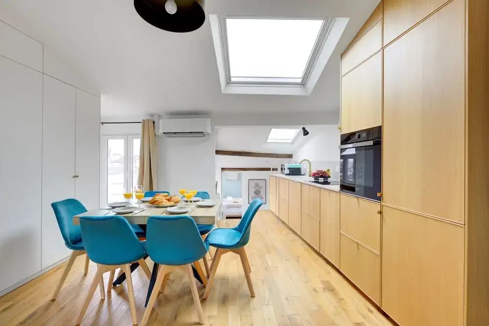 Cozy & Elegant Retreat Near Notre-Dame - photo 10