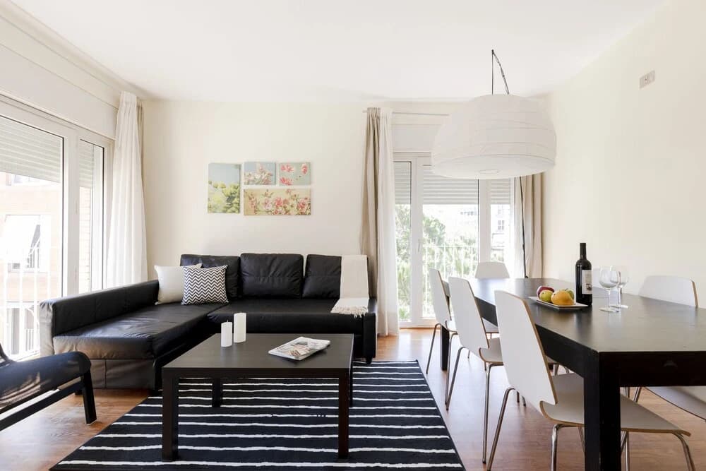 AB Olympic Village Beach Apartment - photo 4