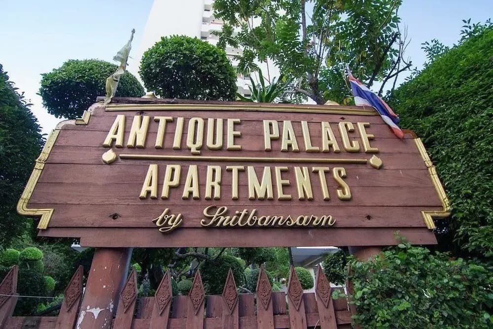 Antique Palace Apartment - main photo