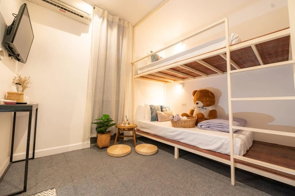 Oon Poshtel - photo 4