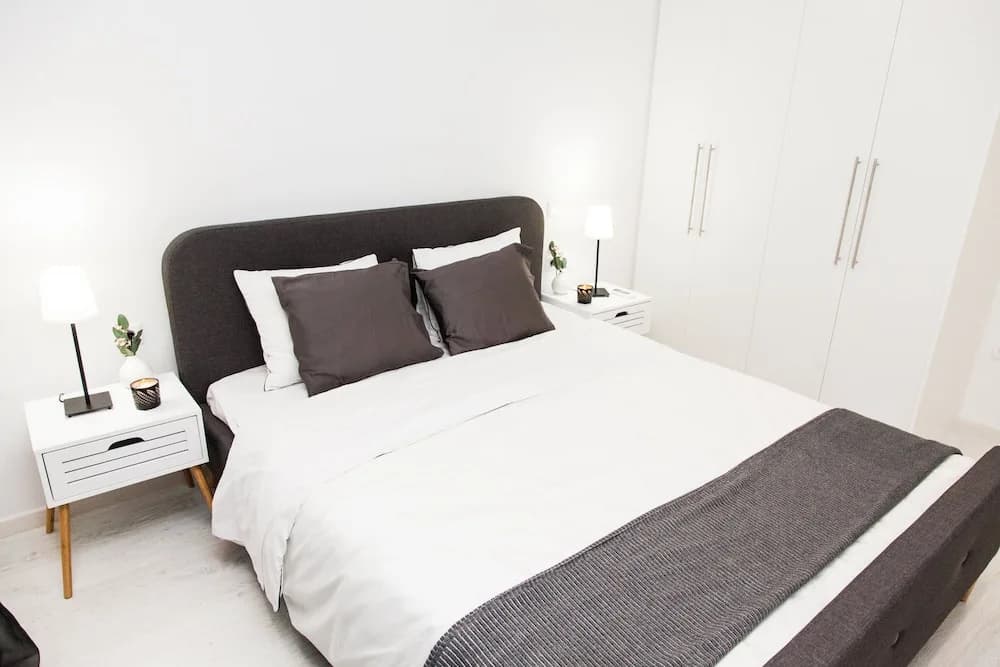 Modern Glamorous Apt in Athens DT - photo 1