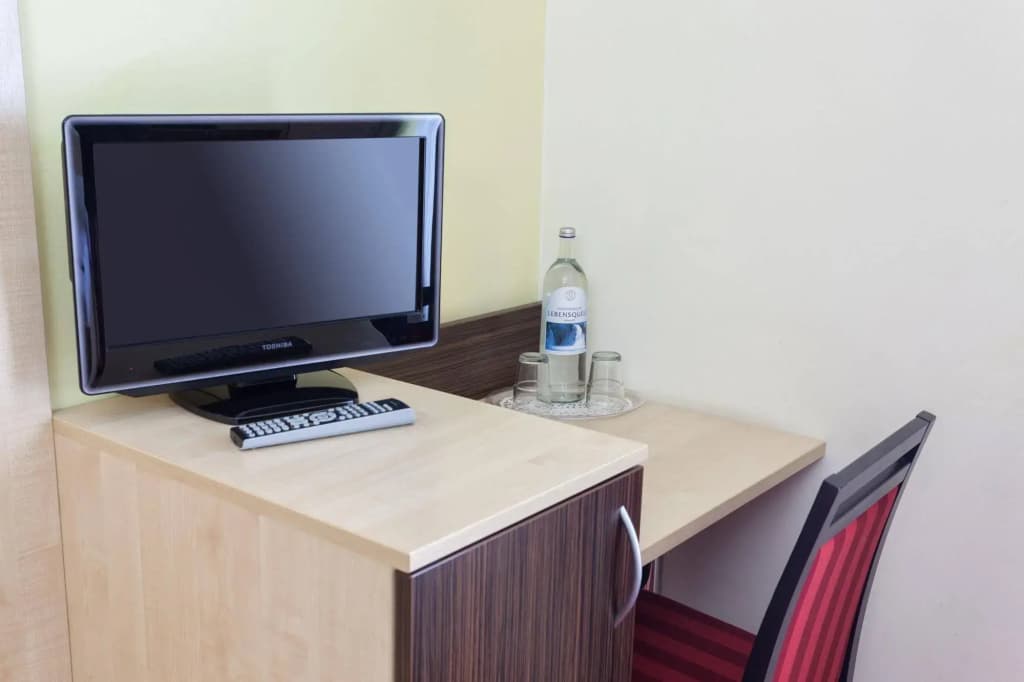Hotel Mit-Mensch - photo 3
