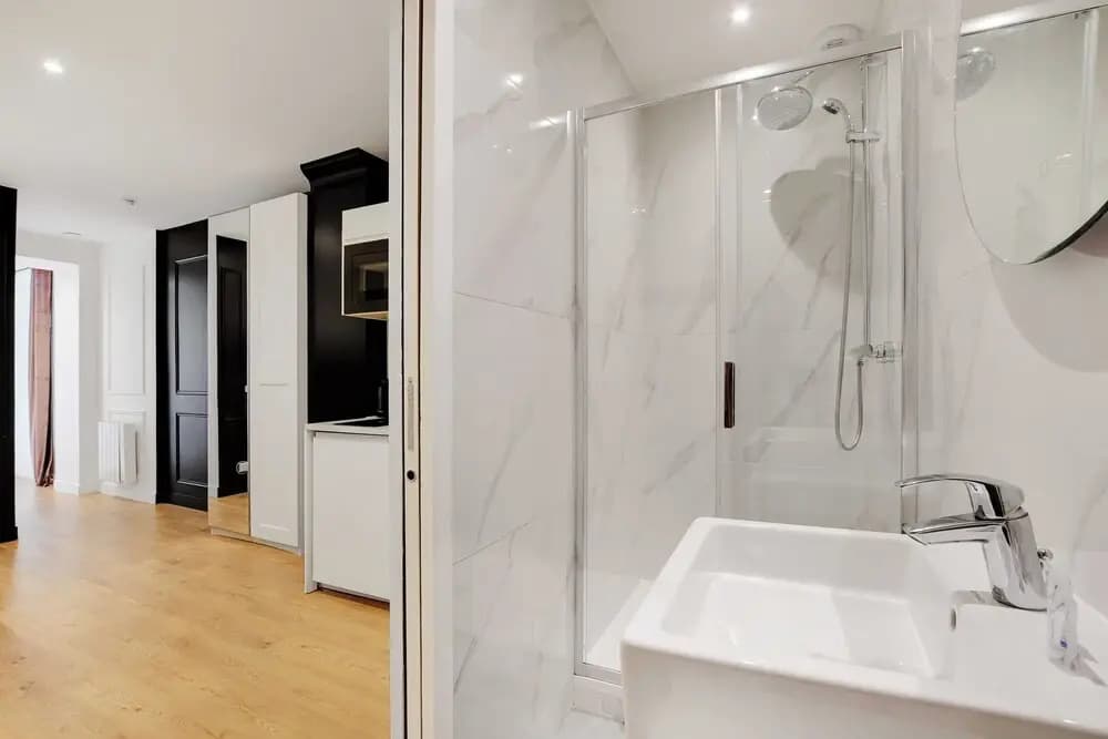 Comfortable Studio - 1br/4p - Republique - photo 9