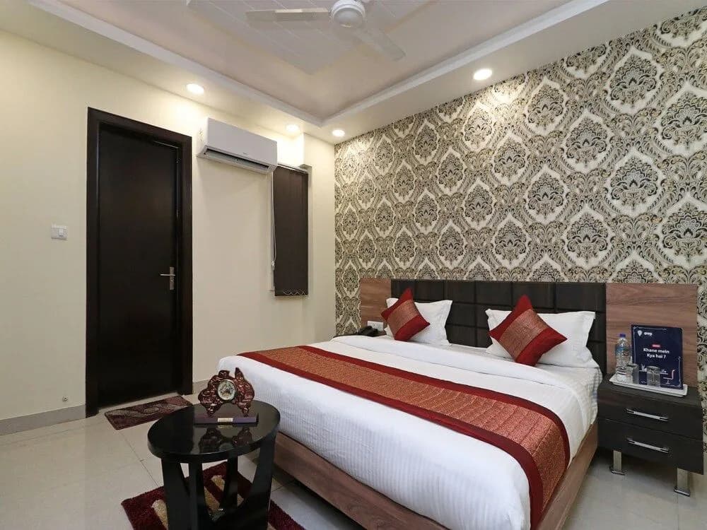 OYO 11611 Royal Palace Inn - photo 4