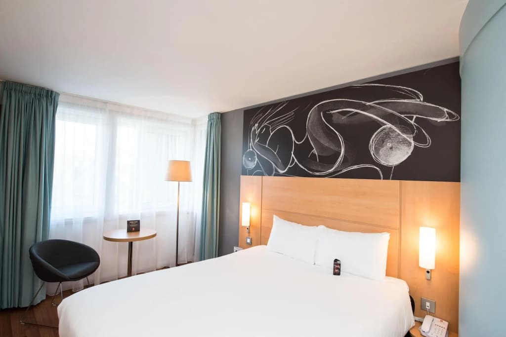 ibis Edinburgh Centre South Bridge - Royal Mile - photo 4