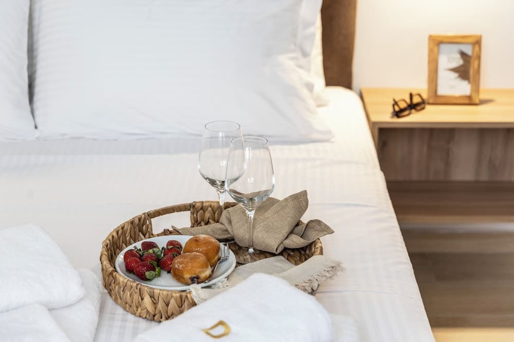 DOMIOS Suites Athens - photo 10