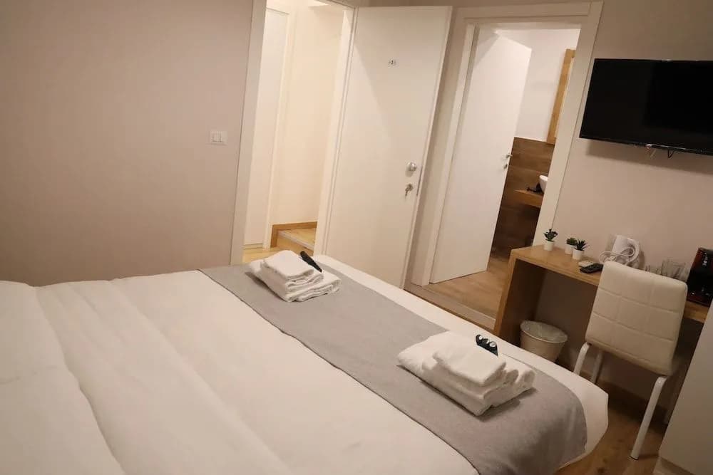 Eden Luxury Suites - photo 4