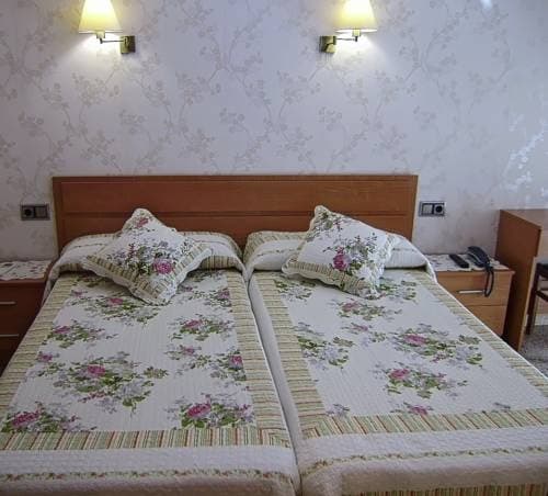 Hostal Miguel Angel - photo 2