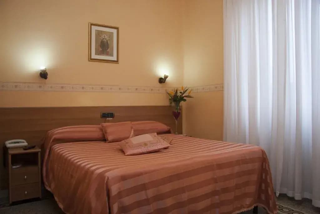 Casa La Salle - Religious Guest House - photo 2