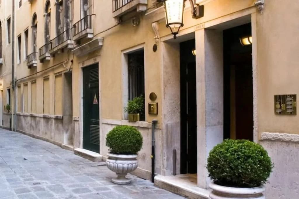 Torre Dell'Orologio Signature Residence - photo 1