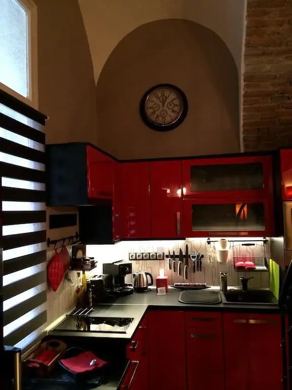 Serene City Centre Apartment Budapest - photo 8