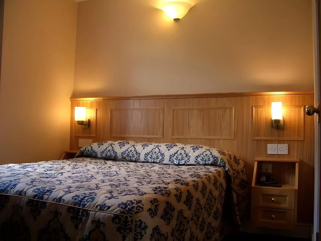 Olympic House Hotel - photo 22