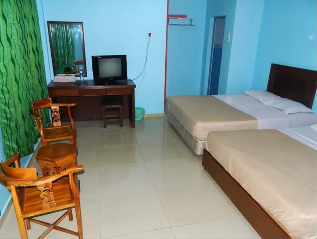 Riverside Hotel - photo 7