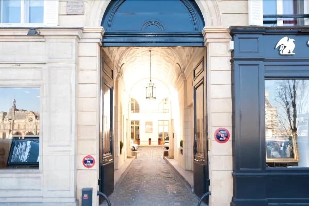 Studio Quai Voltaire - main photo