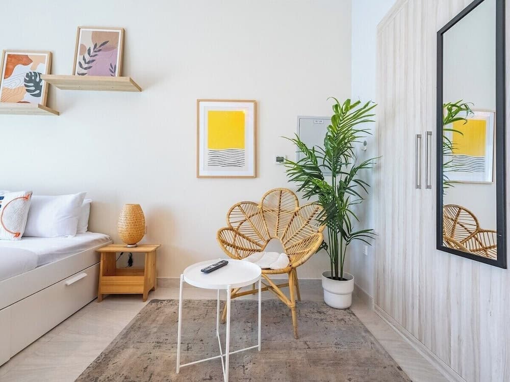 Charming Studio Escape With City View - photo 10