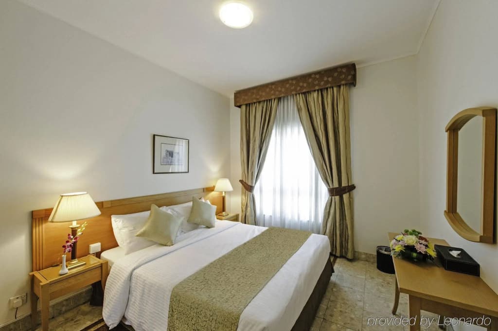 Al Bustan Center & Residence Hotel - photo 6