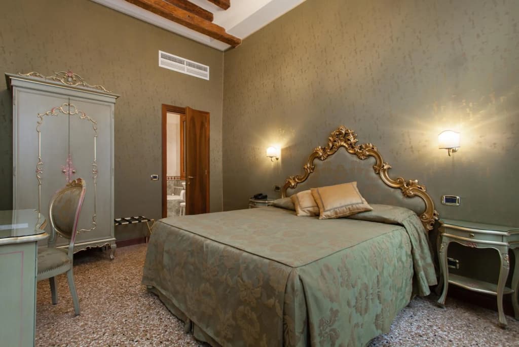 Hotel Al Ponte Mocenigo - photo 19