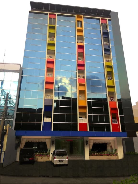 Grand Batik Inn - photo 1