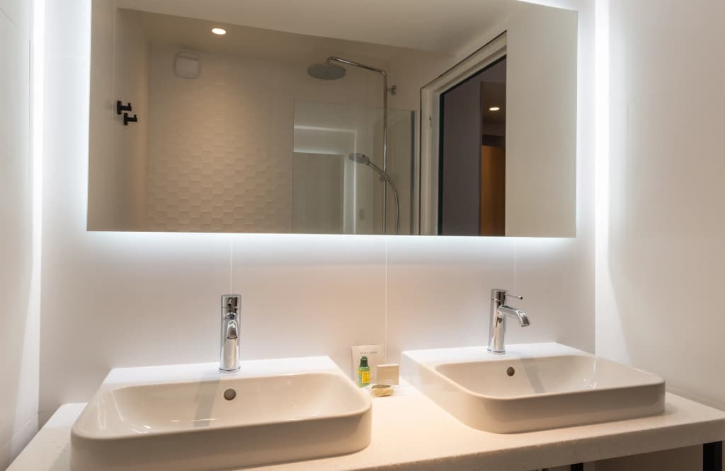 Leonardo Boutique Opera Hotel - photo 8