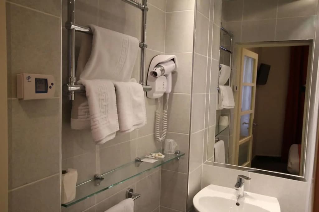 Hôtel des Trois Gares - photo 10