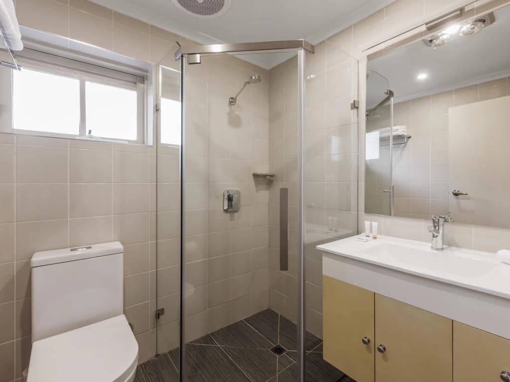 Quality Hotel Melbourne Airport - photo 8