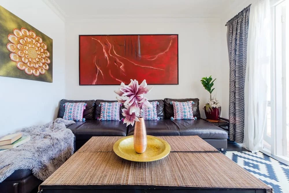 Bondi Beachfront Stay - photo 4