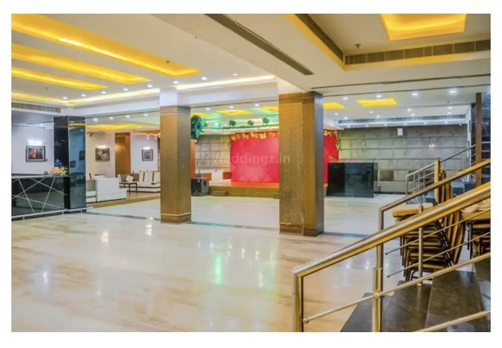 West Yard Hotels - photo 15