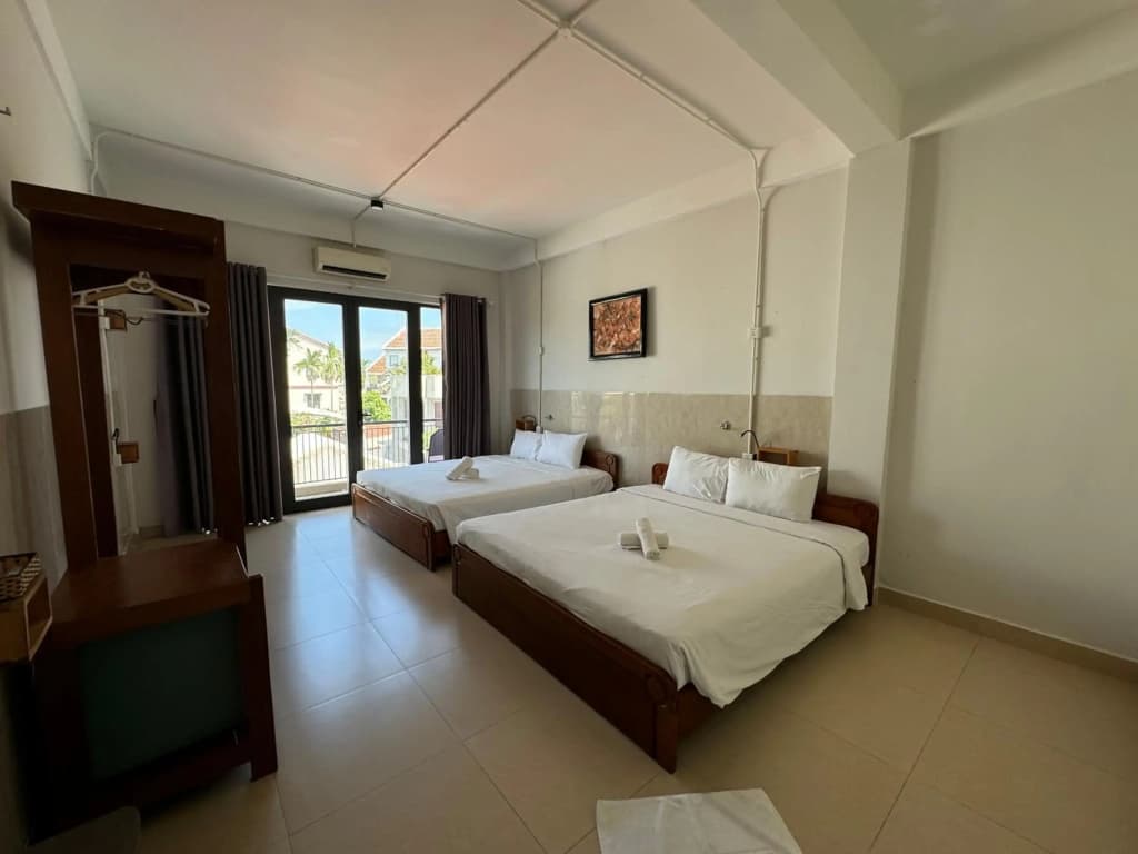 Bed Station Hostel & Pool Bar Hoi An - photo 2