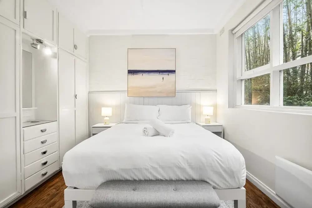 Charming 1-bed With Fireplace by the Beach - photo 2