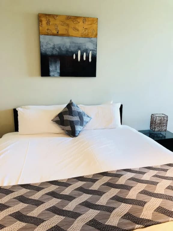 Astonishing Docklands View Deluxe Room - photo 6