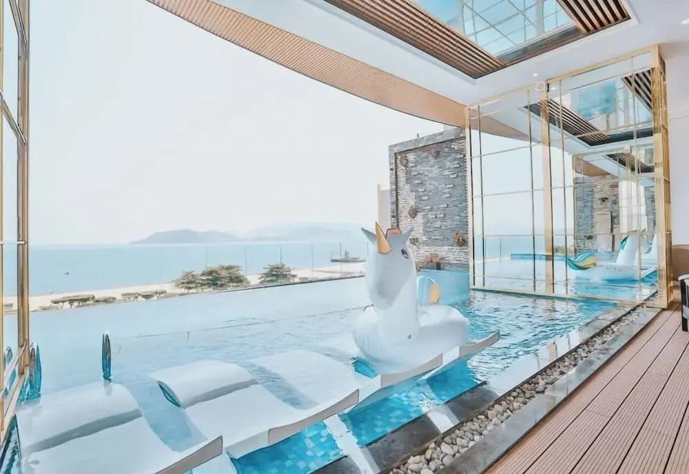 La Vague Hotel - photo 16