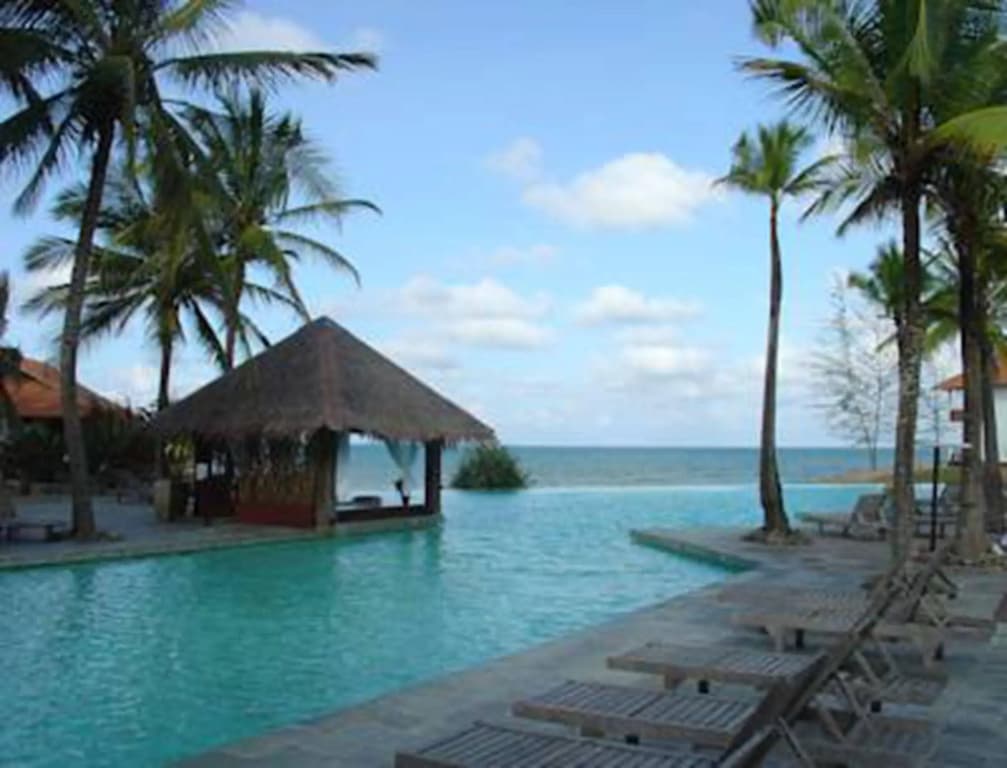 Sutra Beach Resort - photo 11