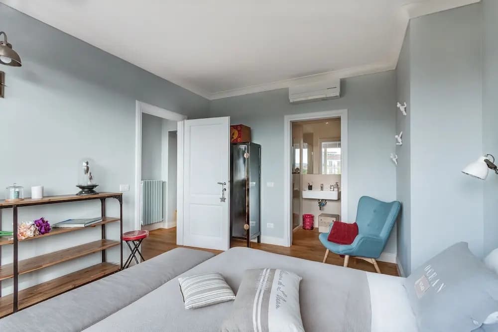 Lovely Apartment in Florence for 6 - Three Bedroom Apartment, Sleeps 6 - photo 3
