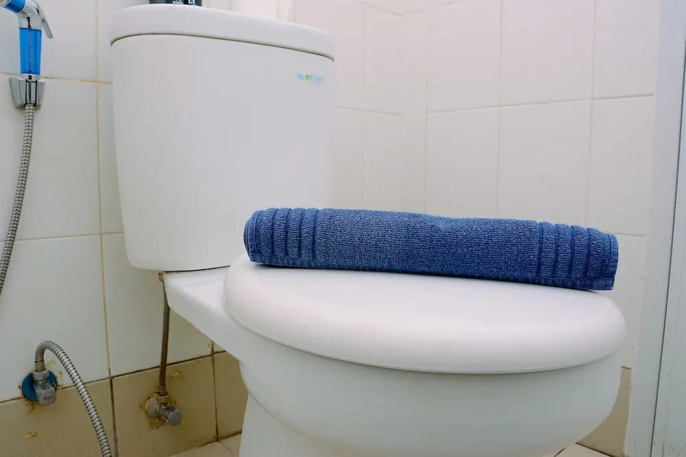 Homey 2BR at Bassura City Apartment - photo 7