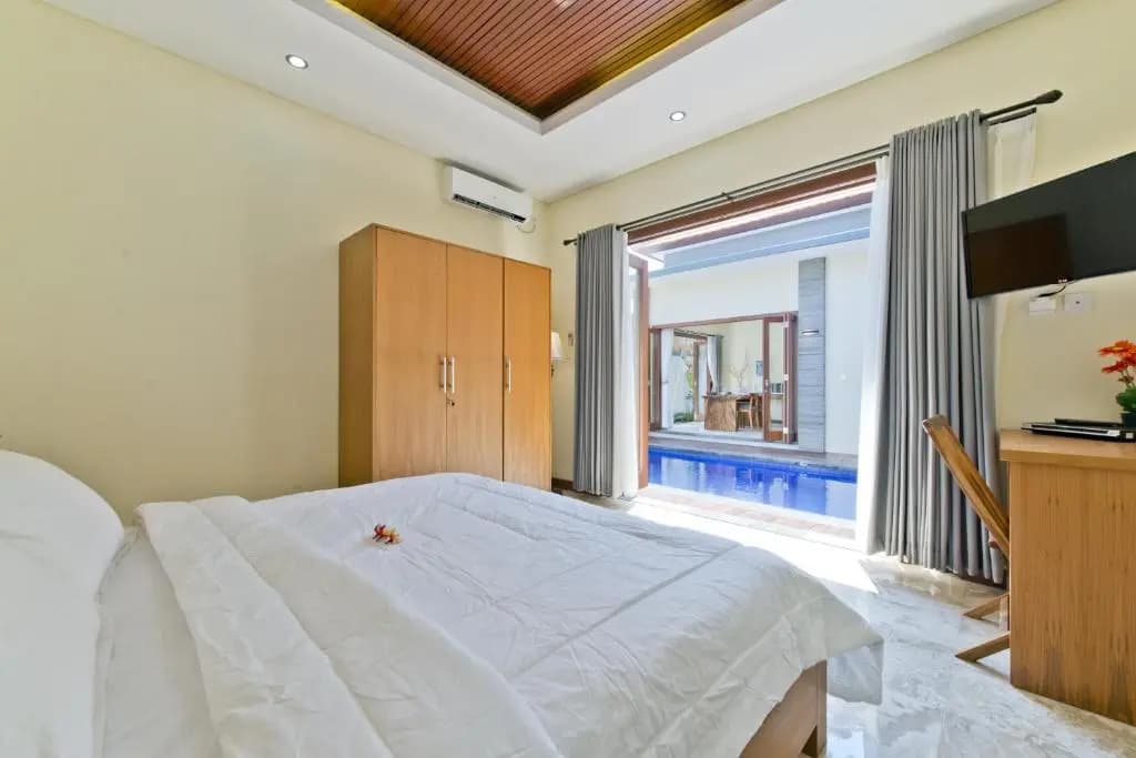 Seminyak Villa - photo 3