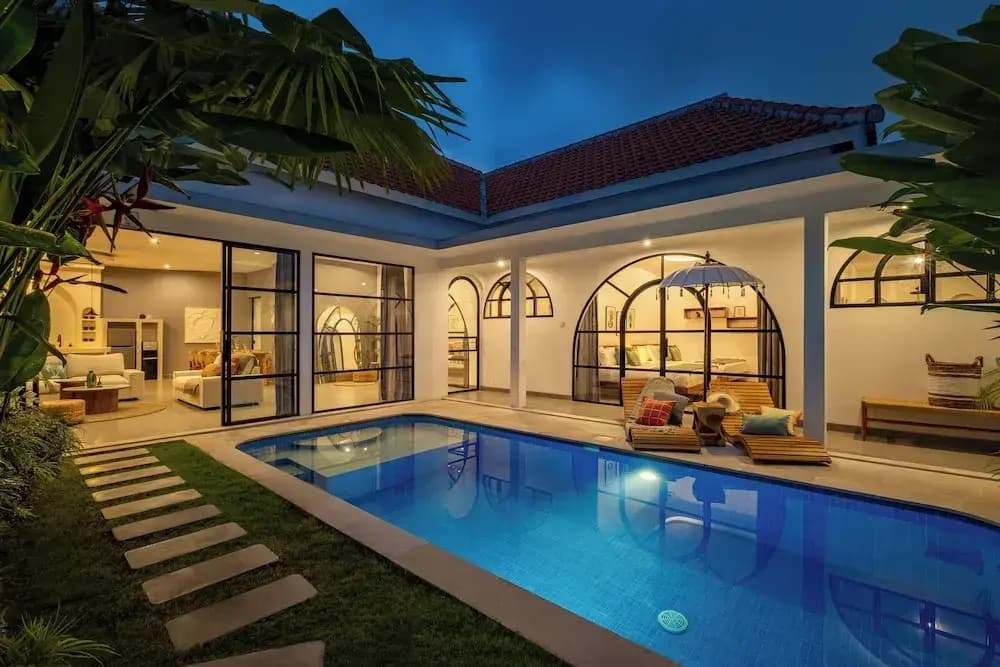 Villa Hamal by DVH Luxe Retreats 2BR - photo 10