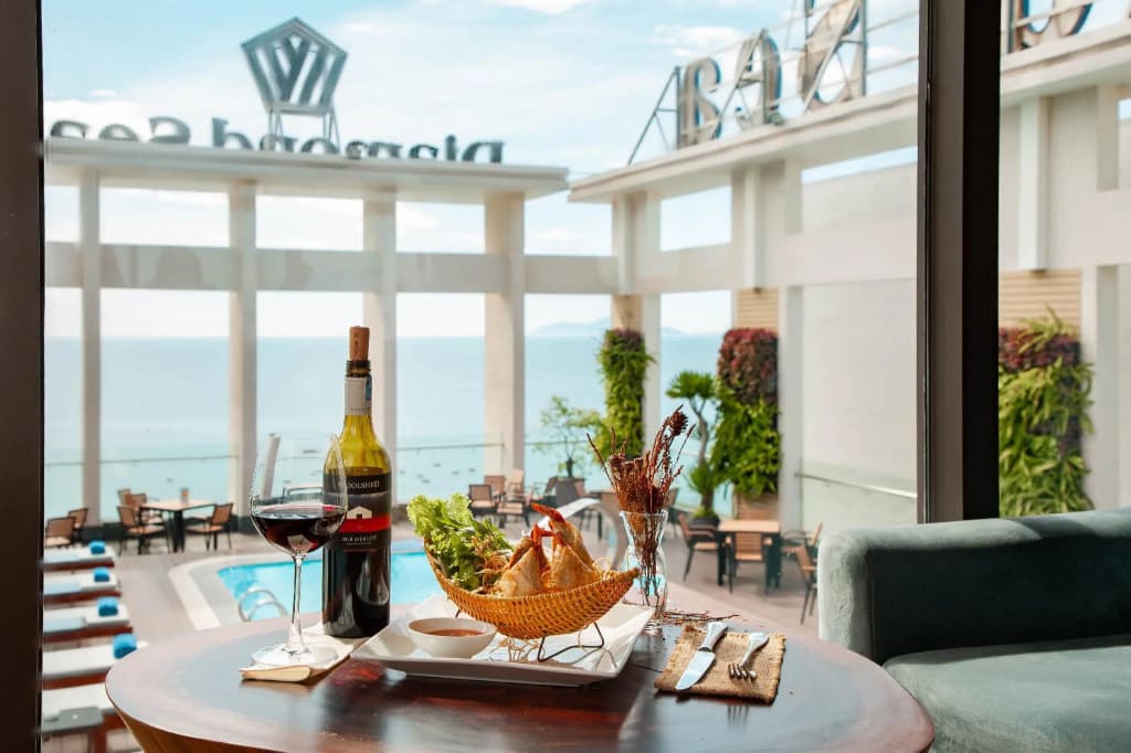 Diamond Sea Hotel - photo 8