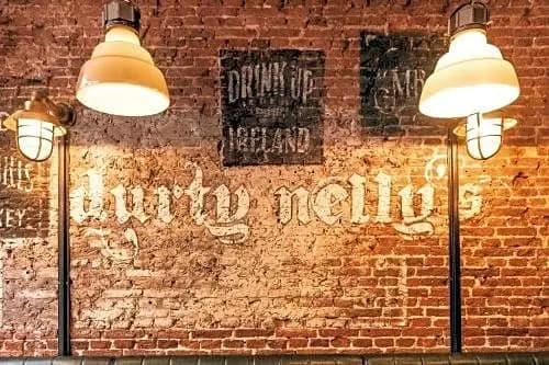 Durty Nelly's Inn - photo 17