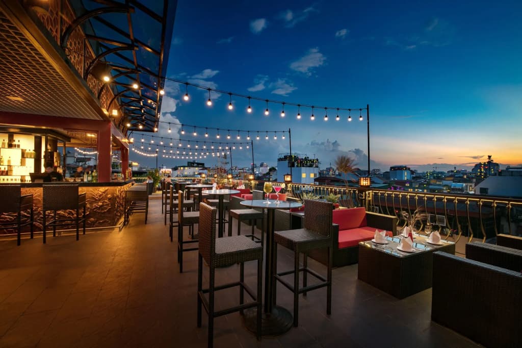 MK Premier Boutique Hotel - photo 25