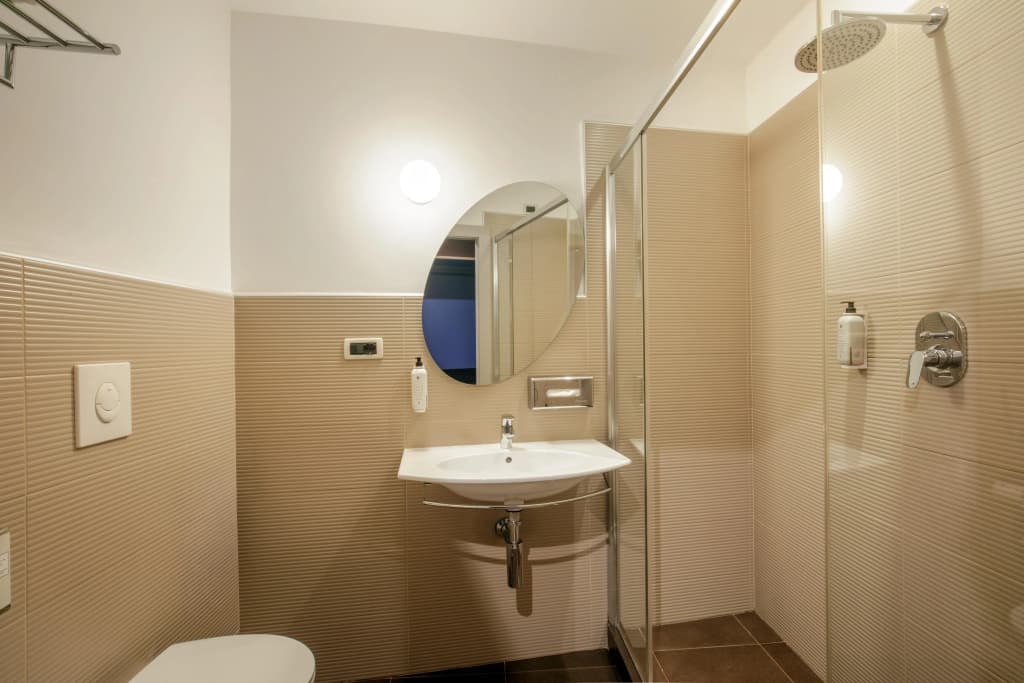 Best Western Plus Globus Hotel - photo 8
