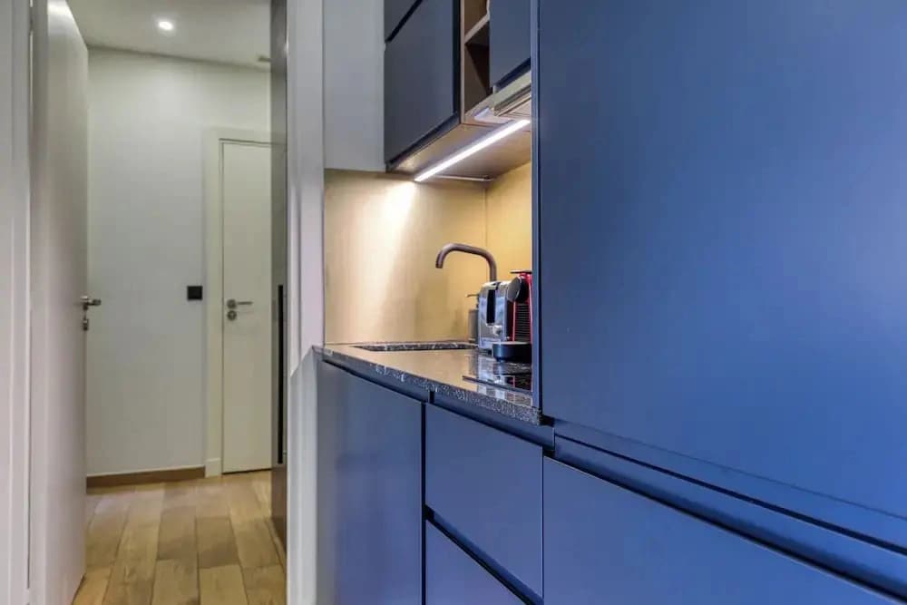 Montaigne Executive Suite - photo 19