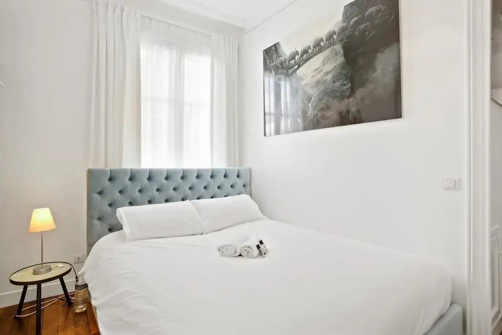 Cosy and Bright 1BR Flat Near Arc de Triomphe! - photo 2
