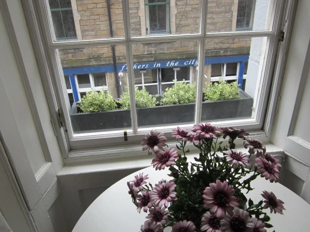 Central Edinburgh Studio Flat - photo 8