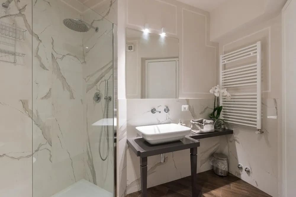 Suite & View - photo 14