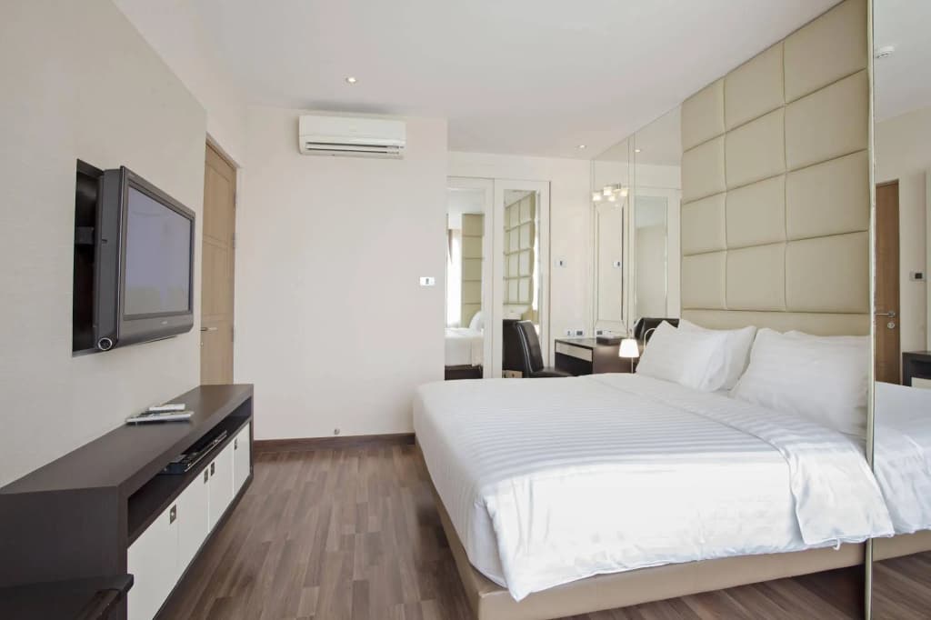 V Residence - photo 7