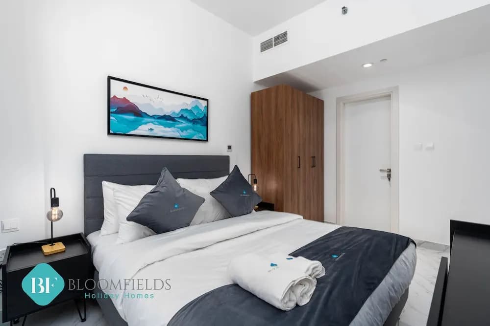 Executive 1 BR in Oasis - 2 - photo 1